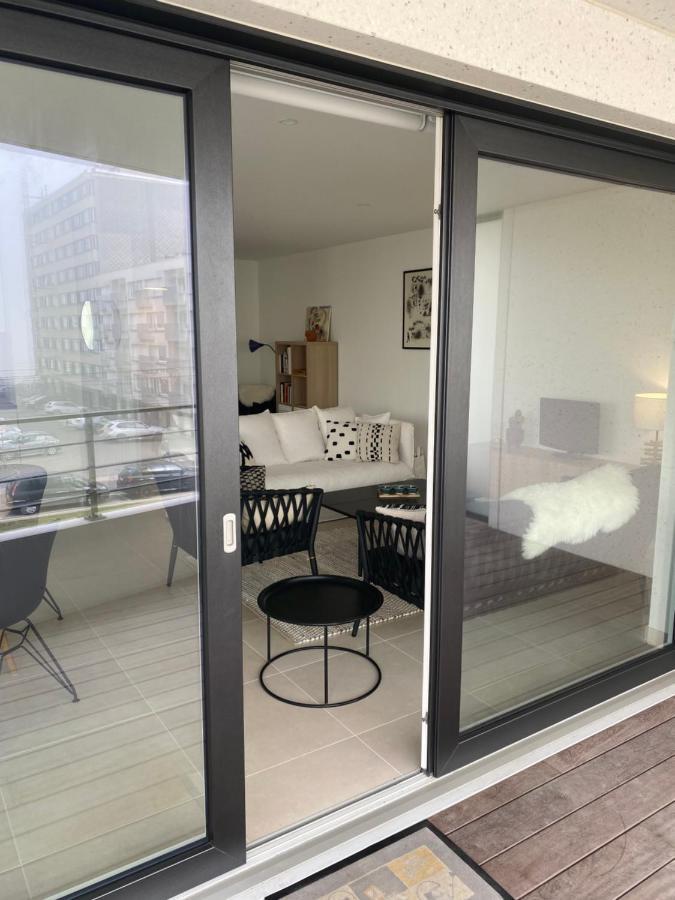 Lichtrijk 2-Slaapkamerappartement Met Zeezicht En Gratis Parking Ostend Exterior photo